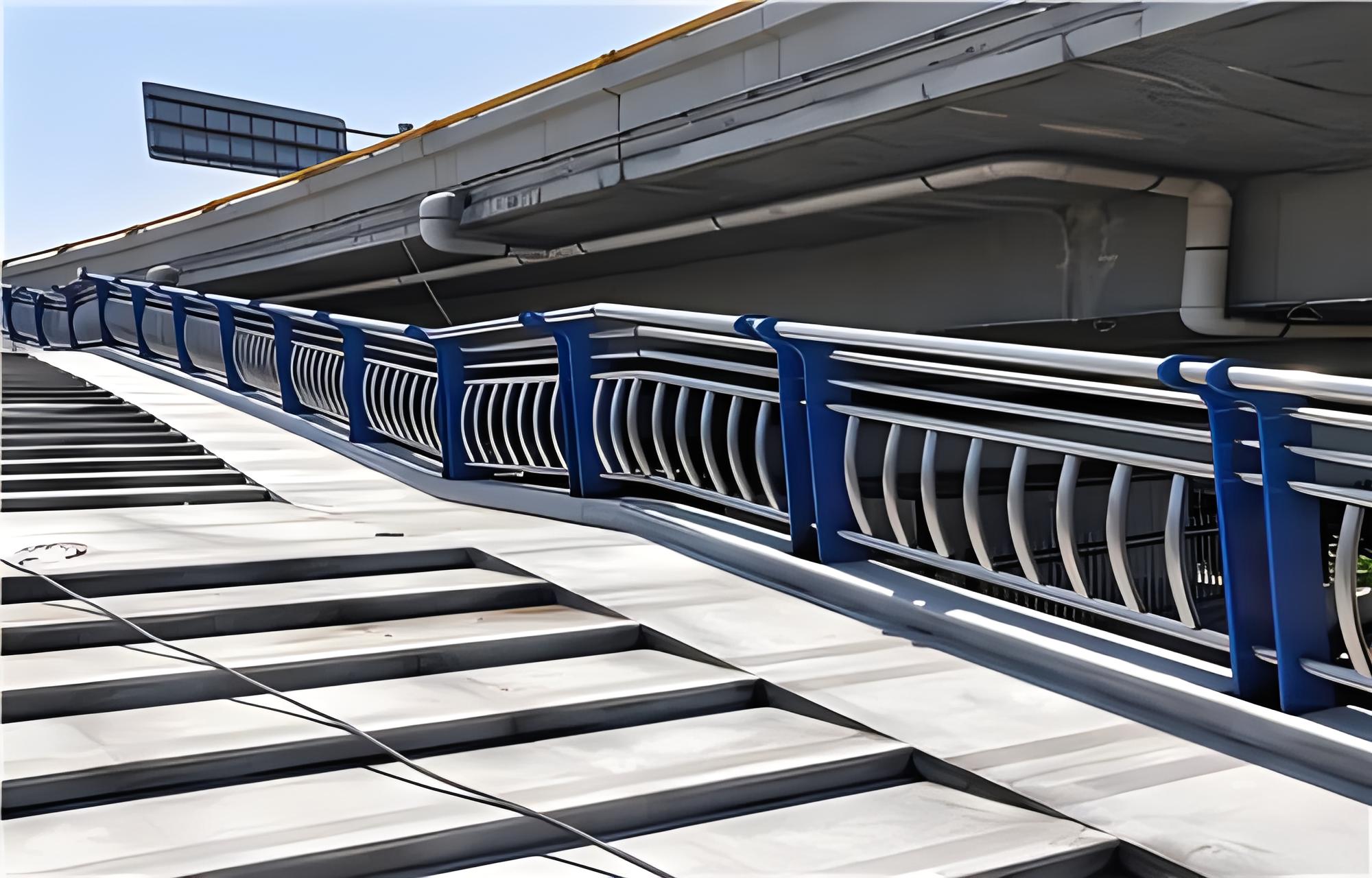 南通不锈钢桥梁护栏维护方案：确保安全，延长使用寿命